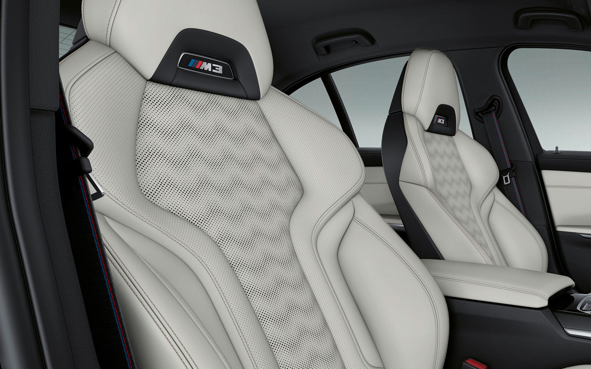 Оббивка BMW Individual з дрібнозернистої шкіри "Merino" Ivory White